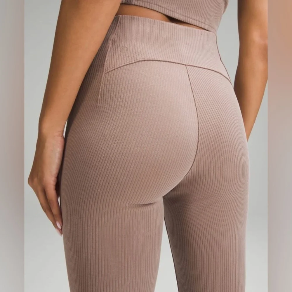 NWT Lululemon Ribbed Softstreme Zip-Leg High-Rise Cropped Pant 25" Taupetastic - Picture 9 of 14